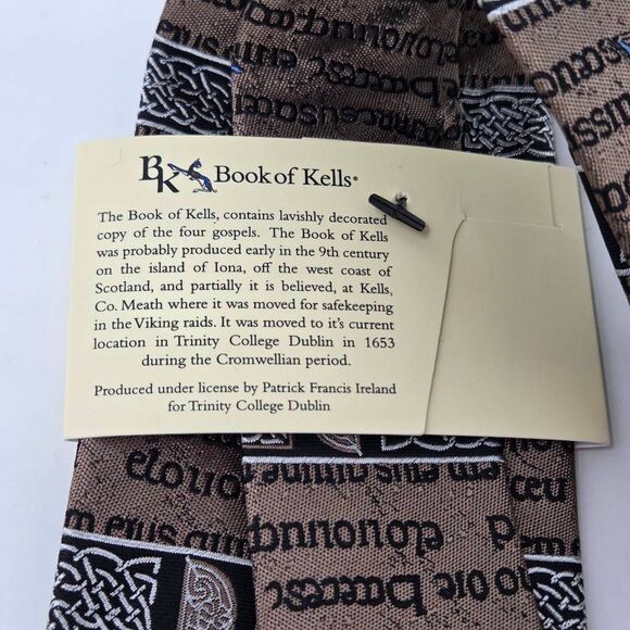 BOOK OF KELLS PURE SILK TIE BLACK BRONZE CELTIC MANUSCRIPT LUXURY 3.5" X 59" NEW - Picture 5 of 5